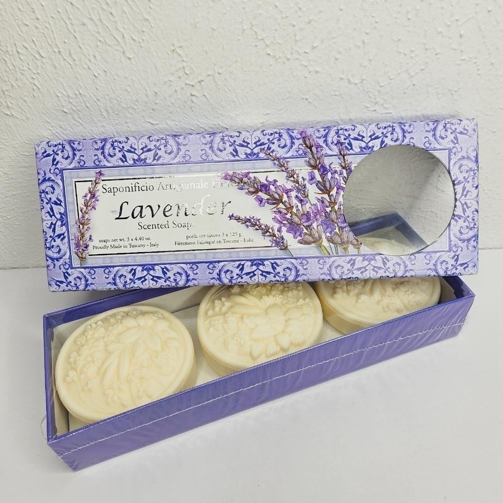 Saponificio Artigianale Fiorentino Lavender Soap Set of 3 Round Floral Bars
